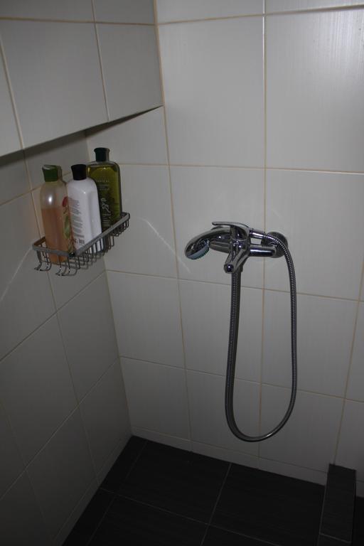Cheery Apartment In The Center Of Атина Екстериор снимка